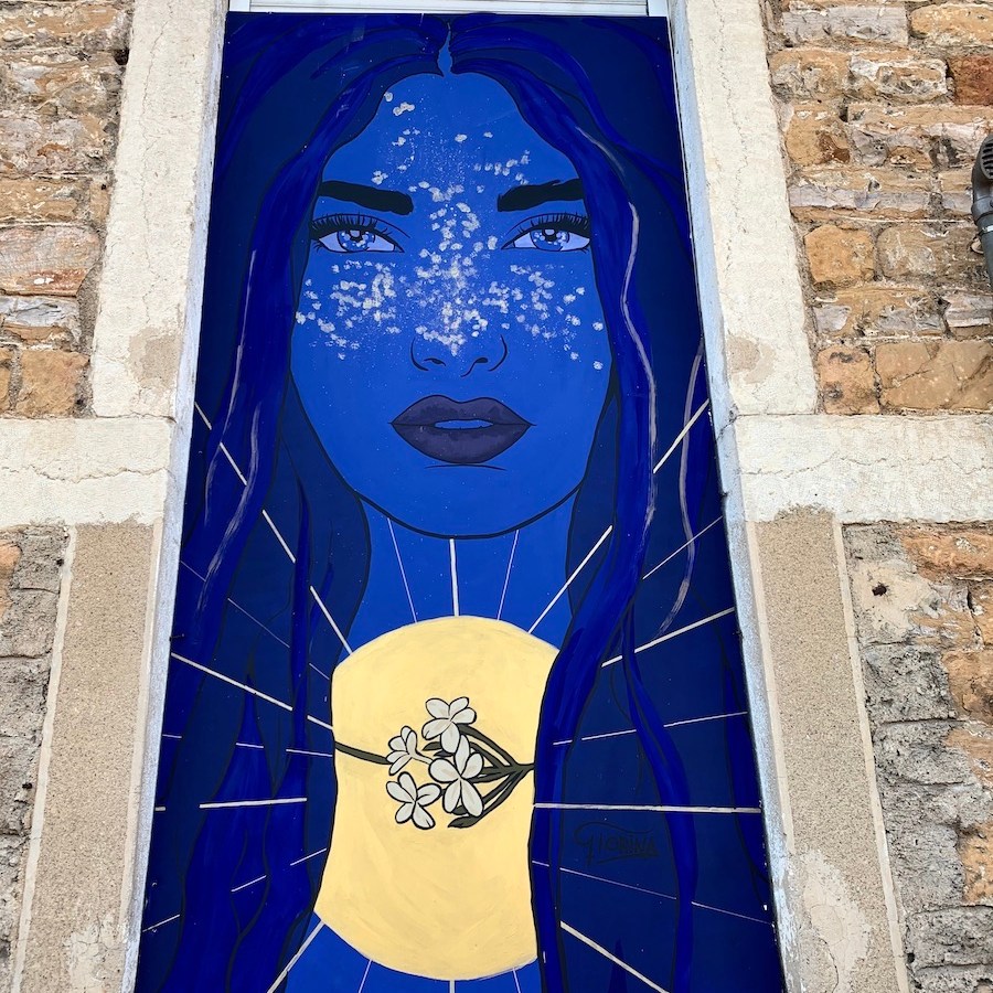 Beyond the cards - Florina Aledo Perez