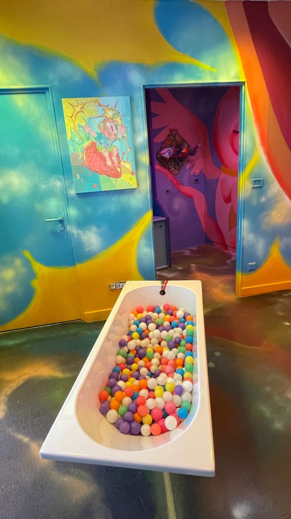 LE 120 Superposition - Yandy Graffer